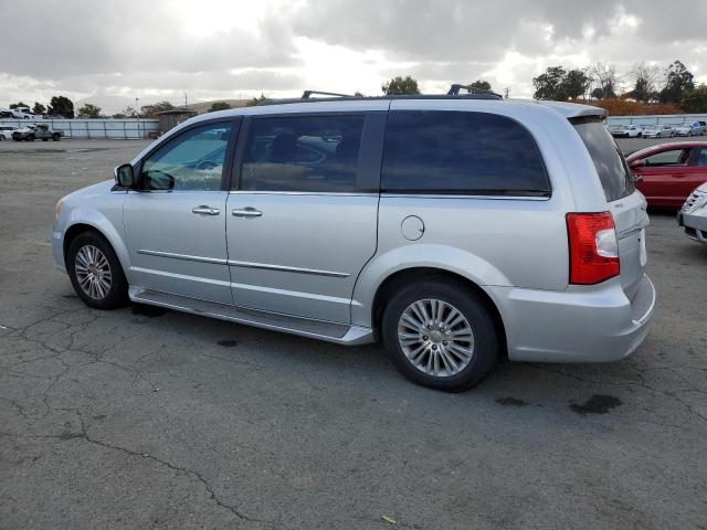 80925344-2011-chrysler-minivan_2