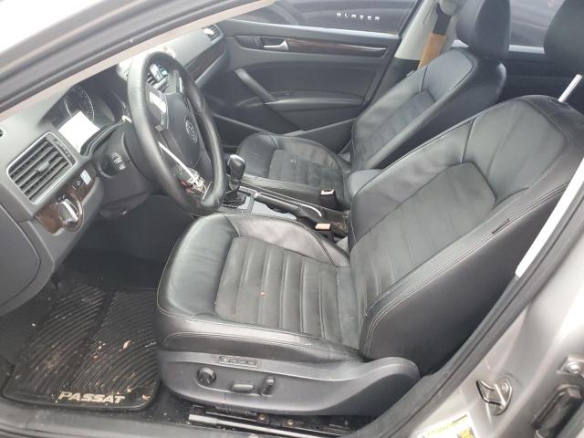 80936974-2014-volkswagen-passat_7