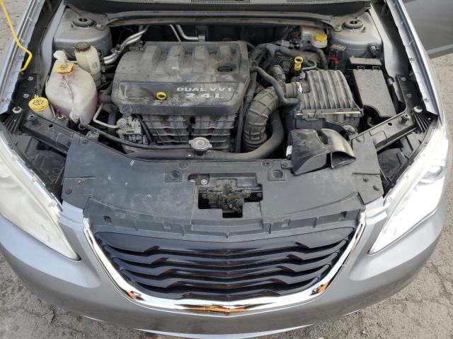 80946974-2014-chrysler-200_11