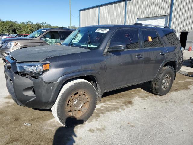 80958054-2019-toyota-4runner_1