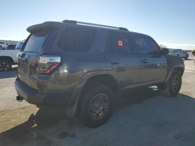 80958054-2019-toyota-4runner_3