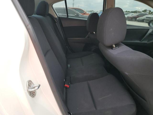 81002344-2011-mazda-3_10