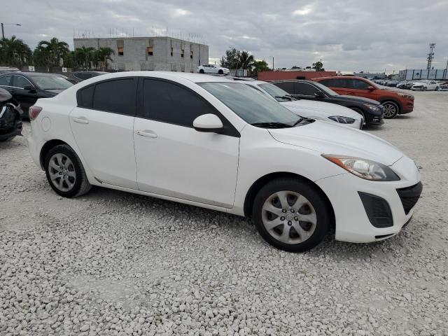 81002344-2011-mazda-3_4