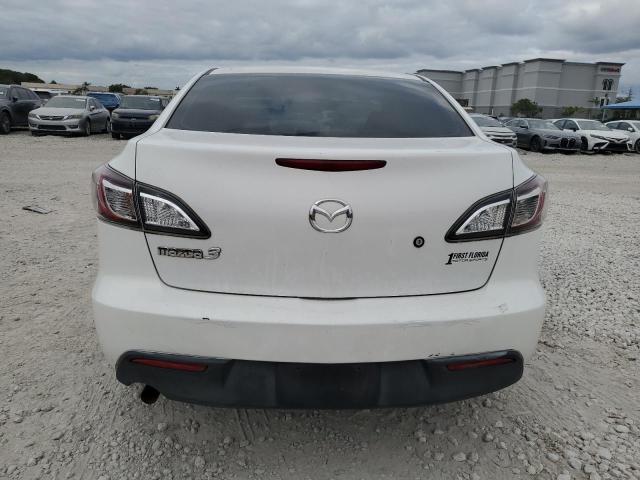 81002344-2011-mazda-3_6