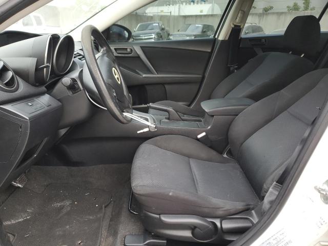 81002344-2011-mazda-3_7