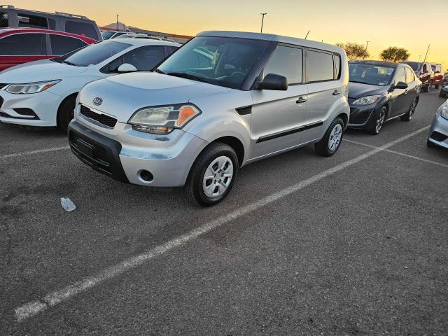 81006544-2011-kia-soul_2