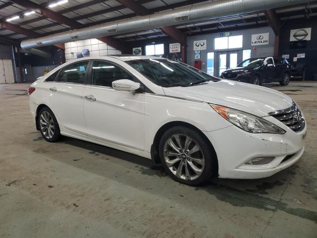 81032283-2011-hyundai-sonata_4