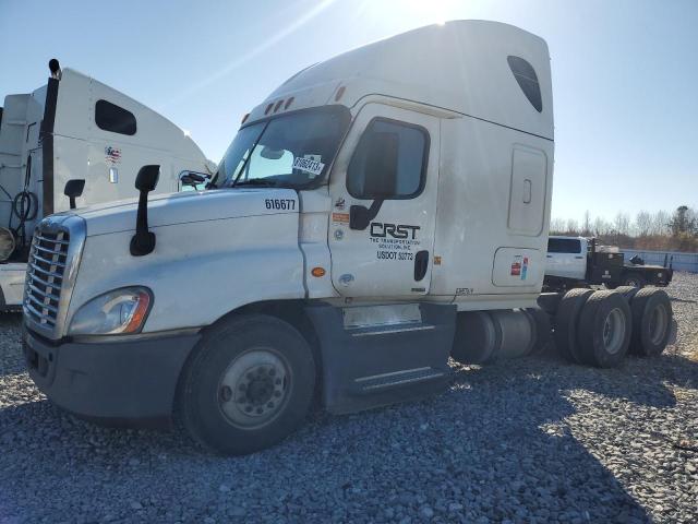 81062413-2016-freightliner-all-other_2