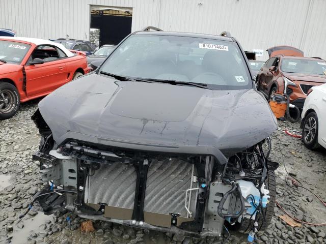 81071483-2023-subaru-forester_5