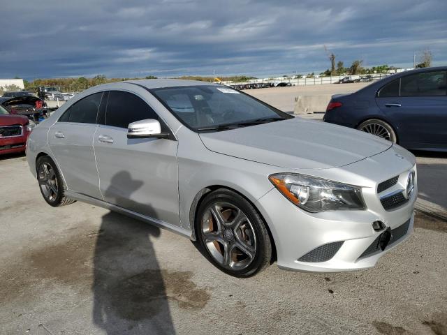 81109914-2014-mercedes-benz-cla-class_4