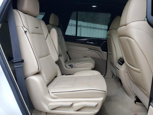81112214-2023-cadillac-escalade_11