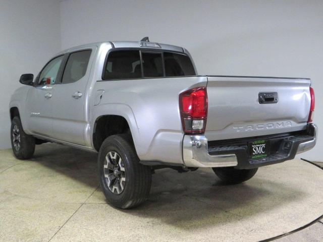 81122134-2021-toyota-tacoma_4