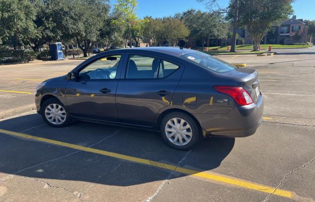 81150874-2015-nissan-versa_3