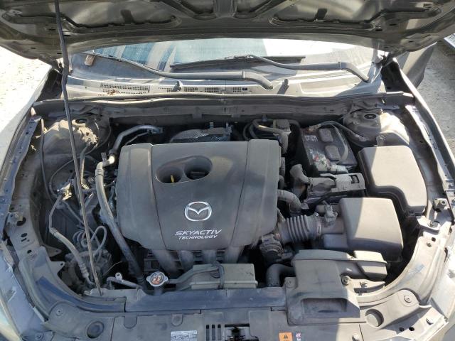 81157354-2015-mazda-3_11
