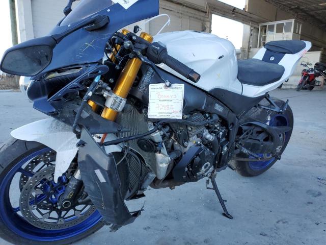 81167303-2023-suzuki-gsxr1000_9