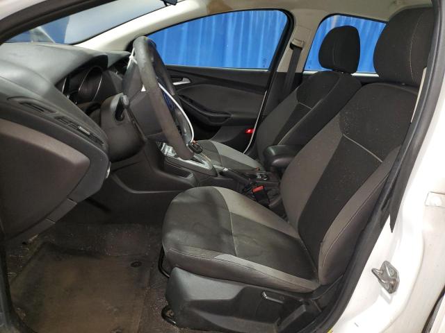 81175234-2014-ford-focus_7