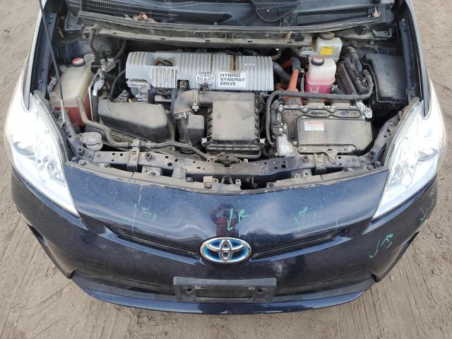 81194494-2015-toyota-prius_11