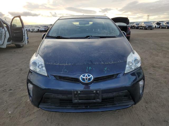 81194494-2015-toyota-prius_5