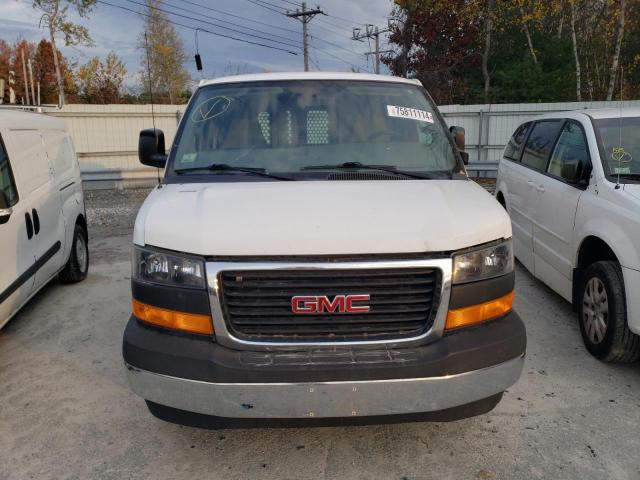 81203694-2017-gmc-savana_5