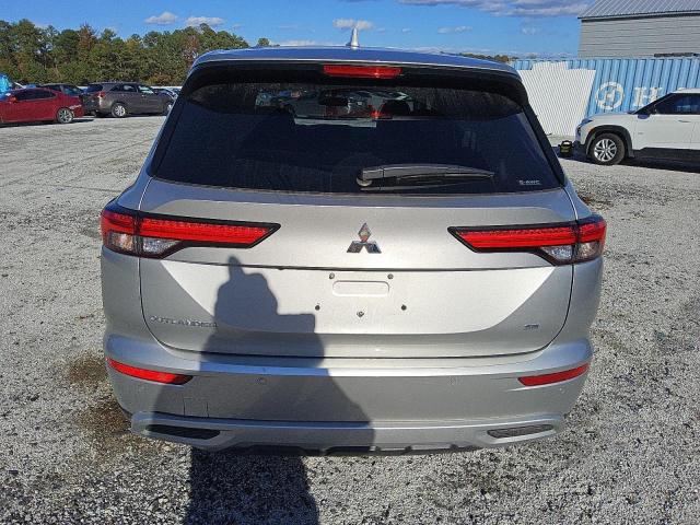 81224834-2024-mitsubishi-outlander_6