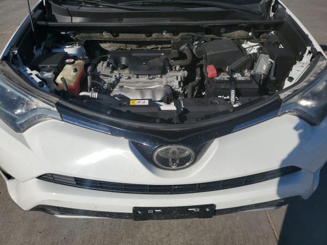 81250914-2018-toyota-rav4_12