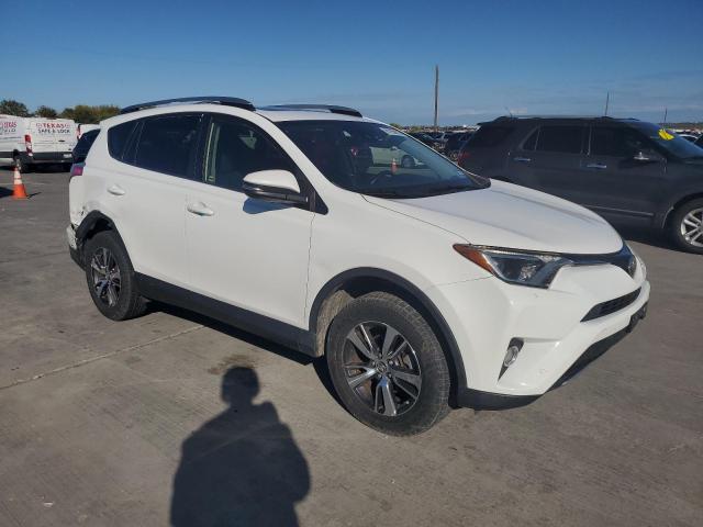 81250914-2018-toyota-rav4_4