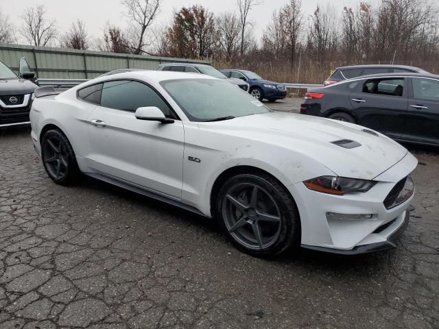 81269464-2018-ford-mustang_4
