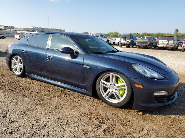 81294574-2013-porsche-panamera_4