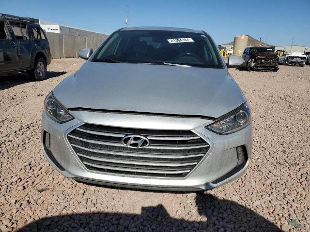 81304154-2018-hyundai-elantra_5