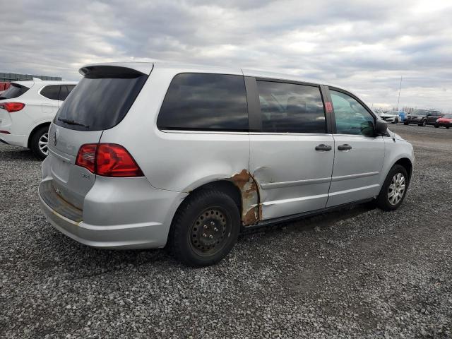 81356954-2012-volkswagen-routan_3