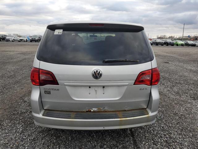 81356954-2012-volkswagen-routan_6