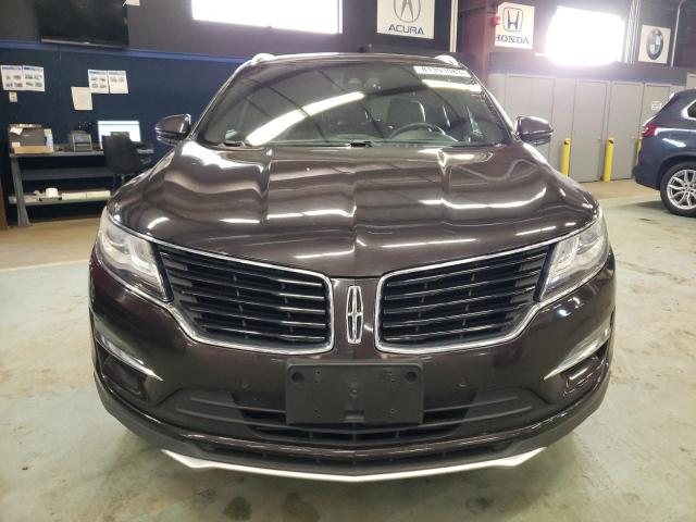 81391083-2016-lincoln-mkz_5