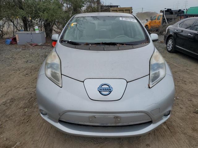 81407914-2011-nissan-leaf_5