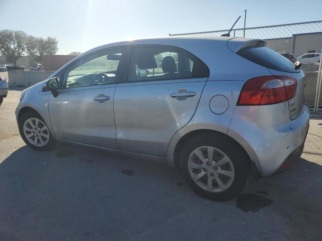 81412074-2015-kia-rio_2