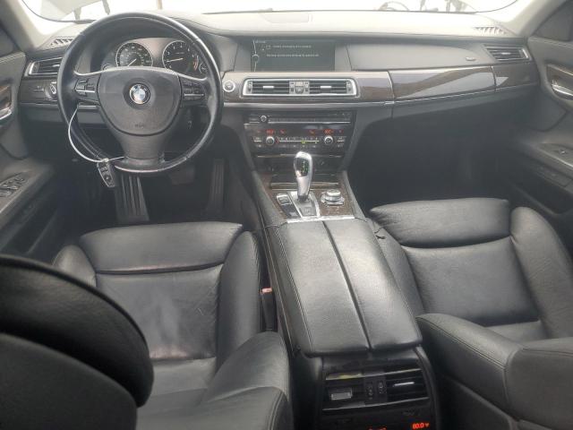 81424114-2011-bmw-7-series_8