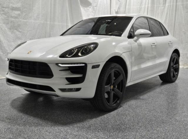 81424554-2016-porsche-macan_2