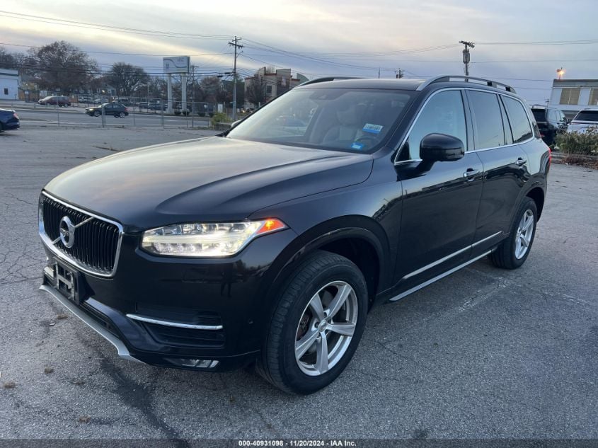 81431764-2017-volvo-xc90_2