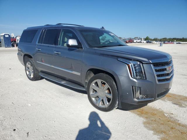 81475914-2019-cadillac-escalade_4