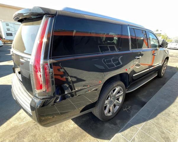 81499024-2017-cadillac-escalade_4