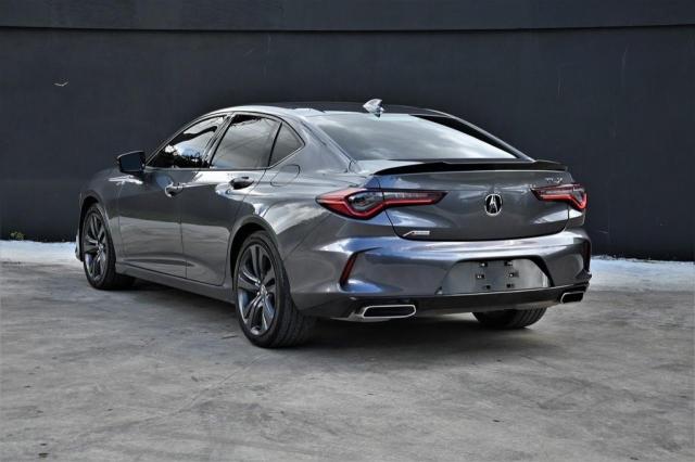 81526544-2023-acura-tlx_3