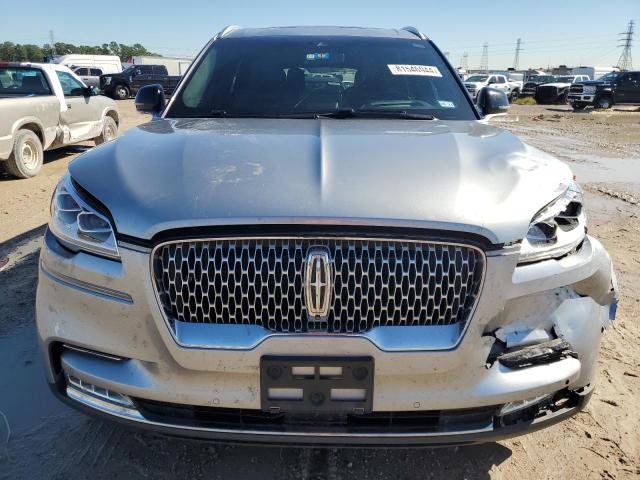 81546944-2020-lincoln-aviator_5