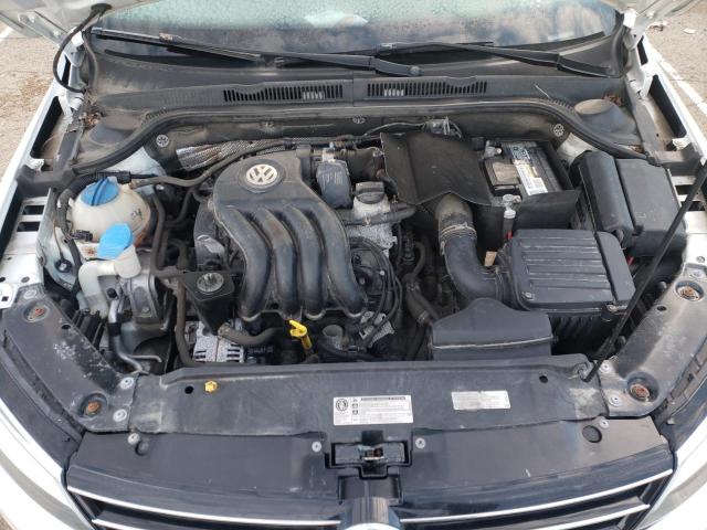 81556773-2015-volkswagen-jetta_11