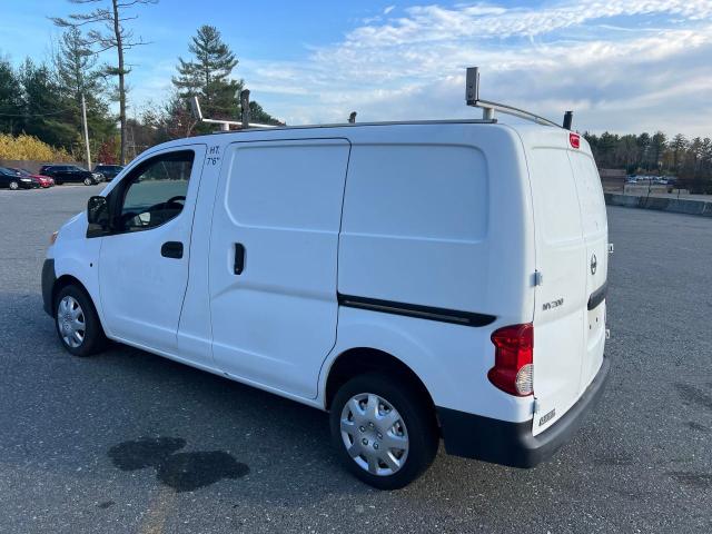 81571994-2015-nissan-nv_3