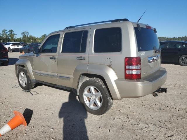 81579554-2011-jeep-liberty_2