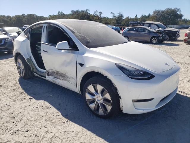 81587744-2023-tesla-model-y_4