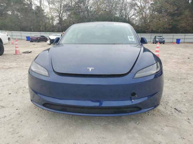 81587754-2024-tesla-model-3_5