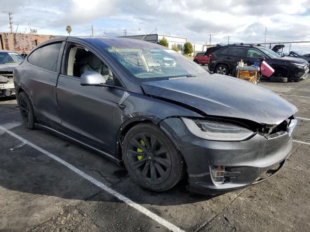 81601113-2019-tesla-model-x_4