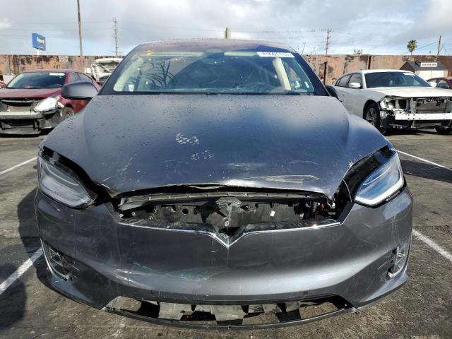 81601113-2019-tesla-model-x_5