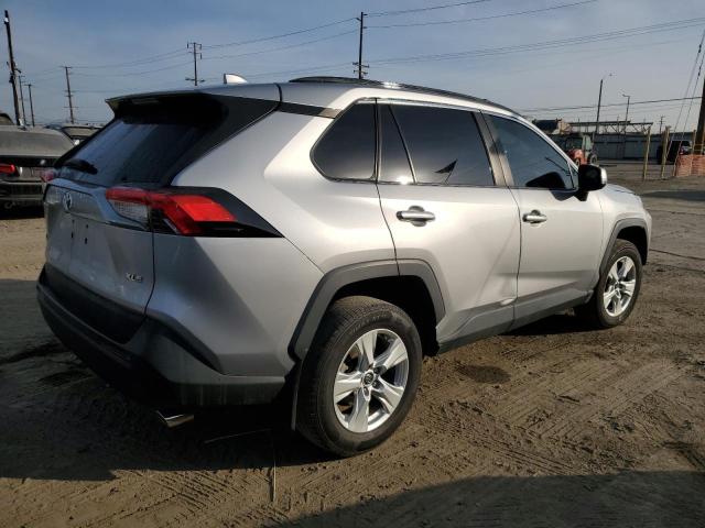 81612914-2021-toyota-rav4_3