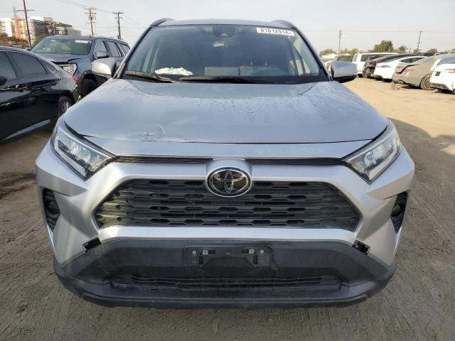 81612914-2021-toyota-rav4_5